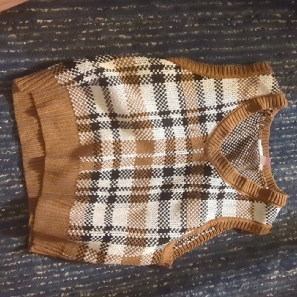 Sweater Vest